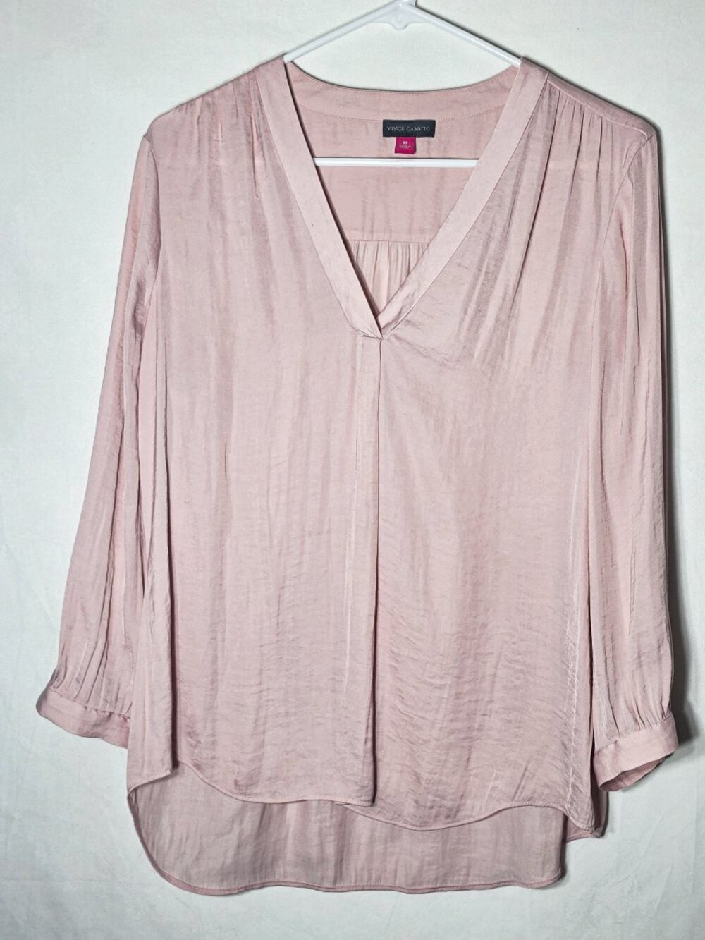 Vince Camuto Women’s V-Neck Long Sleeve Pink Blouse Size Medium